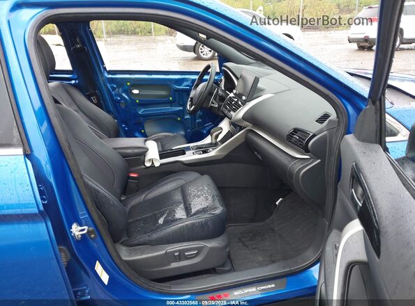 JA4ATWAAXPZ004370 2023 MITSUBISHI ECLIPSE Синий Вид салона спереди